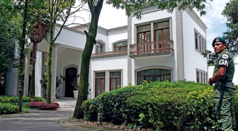 Mansión de Angélica Rivera en Los Pinos revela lo separados que estaban