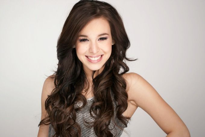 ¿Danna Paola sería la nueva juez del reality show La Academia??