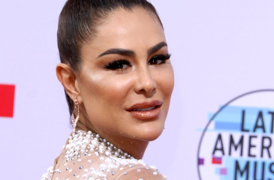 “Ahorita estoy con la cara deforme, pero es porque dormí toda chueca”: Ninel Conde