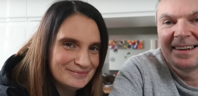 Mujer del Reino Unido ha anunciado que espera a su hijo número 22