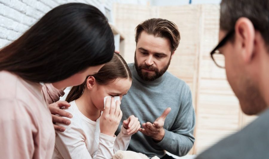 Madres no tendrán custodia automática de hijos tras divorcio: SCJN