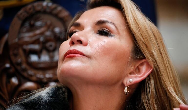 Pide MORENA desconocer a Jeanine Áñez como presidenta de Bolivia