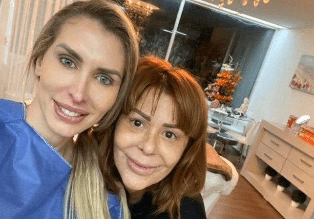 Tras nueva cirugia, cara de Alejandra Guzmán no gusta y se burlan de ella