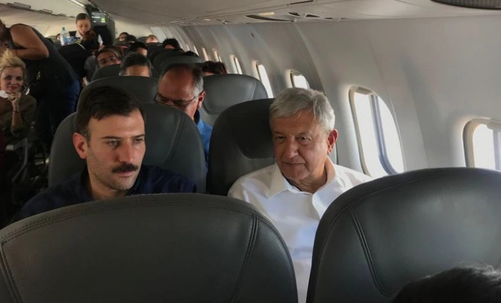 Hombre se negó a viajar junto a su familia en el mismo avión que AMLO: “Es inseguro”