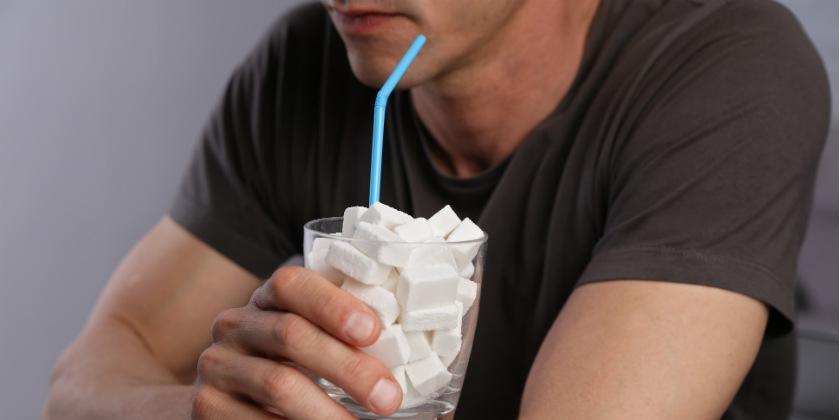 VÍDEO | Esta es toda la azúcar que te bebes en un refresco