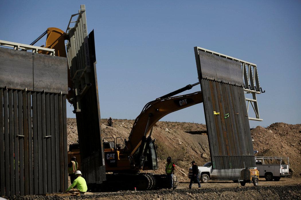 Trump presume que tiene “visto bueno” para iniciar la construcción del muro