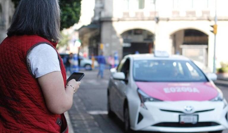 Taxistas de la CDMX tendrán la App Mi Taxi, será voluntaria