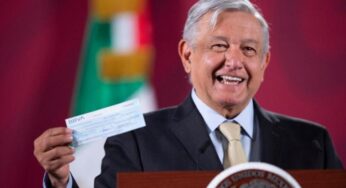 Entrega el Fiscal General de México 2,000 millones de pesos al Gobierno Federal