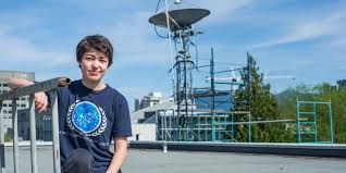 Michelle Kunimoto estudiante de doctorado descubre exoplanetas