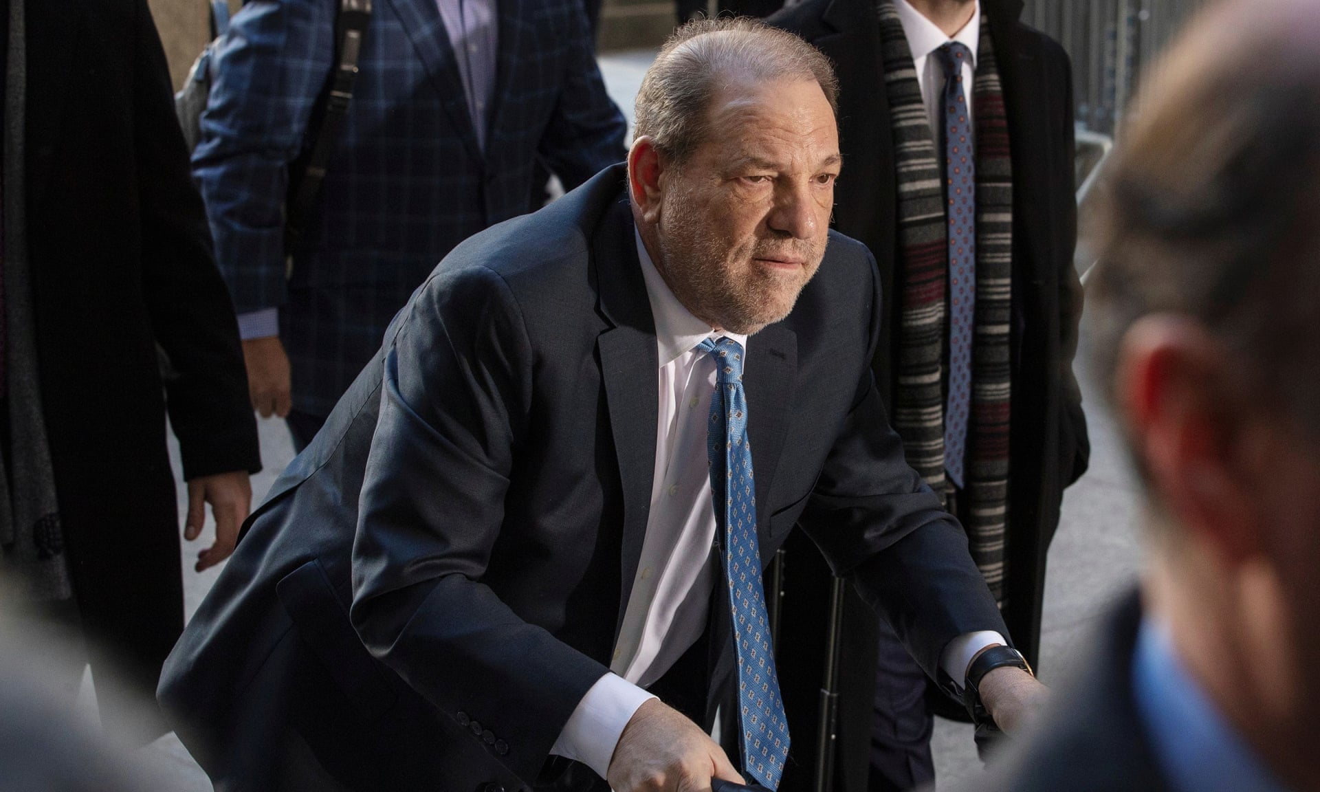 Harvey Weinstein, sentenciado a 23 años de prisión por violación y abuso sexual