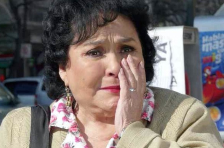 Carmen Salinas se disculpa por sus comentarios racistas: es un castigo para los chinos por ‘andarse comiendo a los perritos’