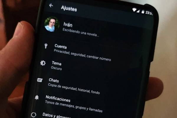 modo-oscuro-whatsapp