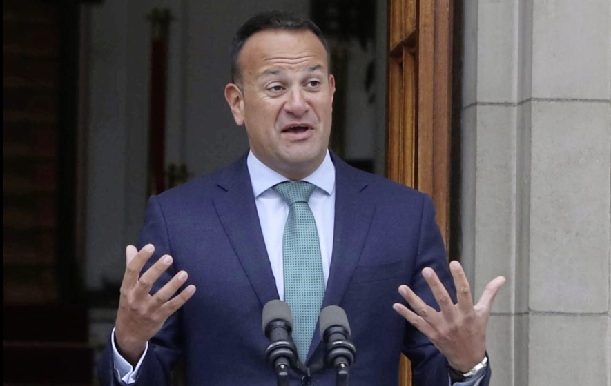 Primer ministro irlandes volverá a ejercer la medicina por el COVID-19