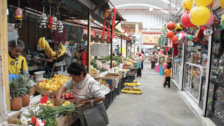 Mercados públicos de la CDMX continuarán pese a contingencia