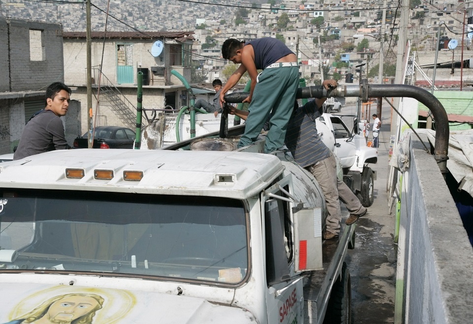 Ecatepec se queda sin agua en plena contingencia sanitaria