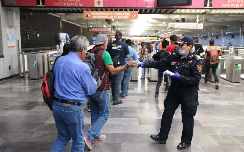 Metro de la CdMx invita a donar cubrebocas