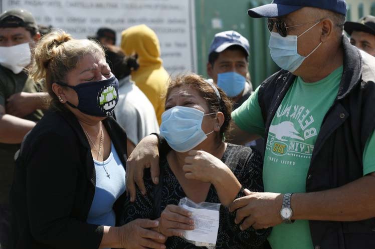 México rebasa los cinco mil 300 decesos por COVID-19