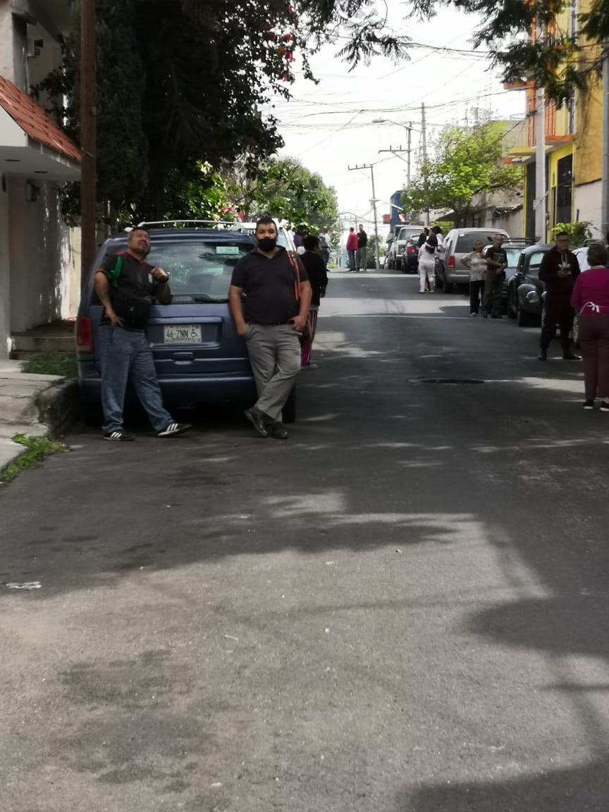 Las personas han tenido que salir a las calles pese a las circunstancias actuales