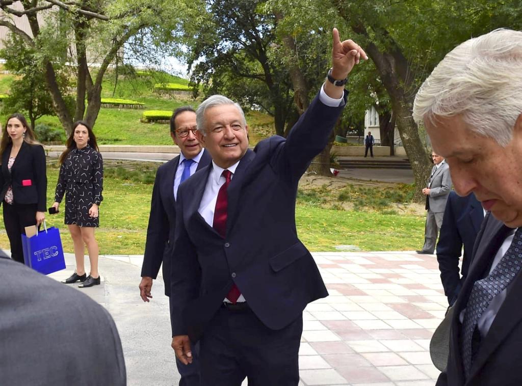 Andrés Manuel López Obrador en Estados Unidos, su primer viaje al extranjero como presidente