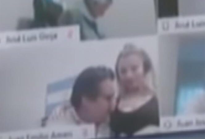 VÍDEO | Diputado manosea a una mujer en sesión virtual