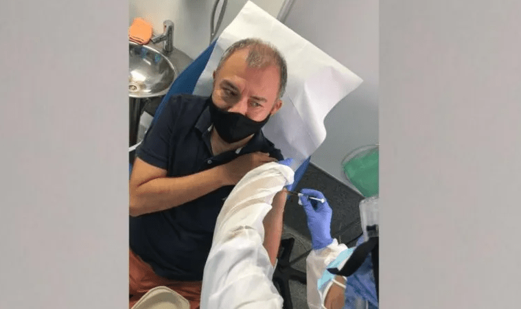 Ernesto Herrera, es el primer mexicano en el mundo que se vacuna contra coronavirus