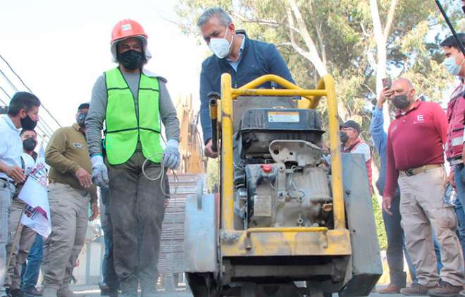 Construyen colector en Ecatepec para evitar inundaciones