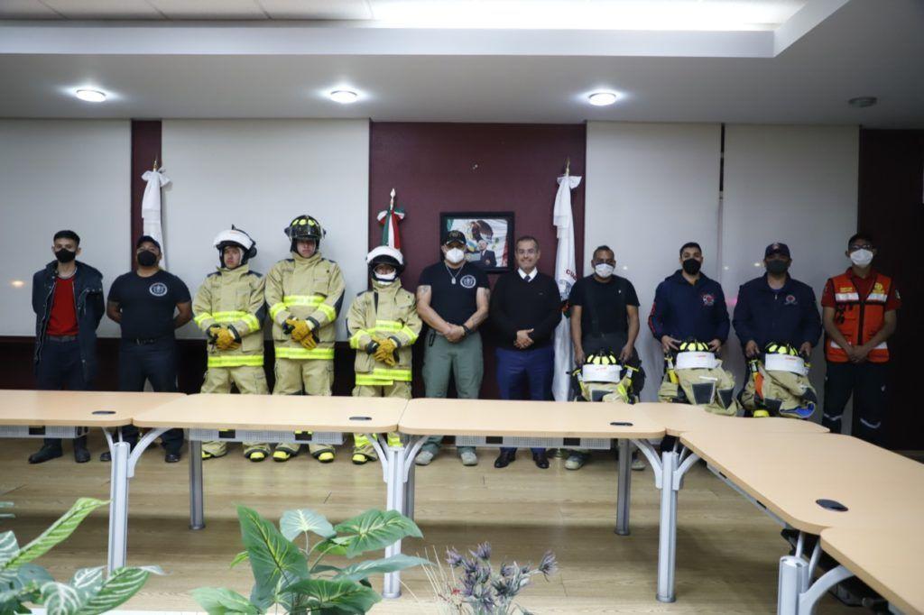 Después de 12 años, entregan equipo nuevo a bomberos de Cuautitlán