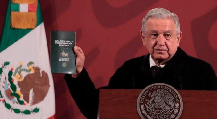 AMLO: Guía Ética para la transformación de México, amar al prójimo, ser feliz y no robar