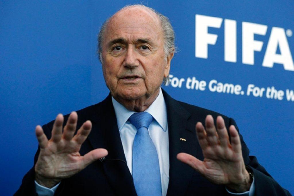 Acusan a Joseph Blatter y Michel Platini de estafa y abuso de confianza en Suiza