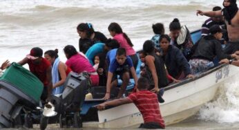 Rescatan en altamar a 16 menores de edad deportados por Trinidad y Tobago