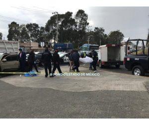 ¡SE INFARTÓ!: Hombre al volante sufrió un infarto fulminante y murió a bordo de su camioneta