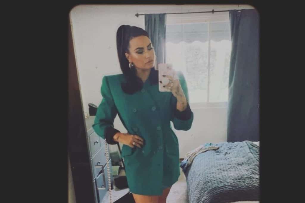 Demi Lovato comparte en redes sociales una reinvención total de su apariencia (+fotos)