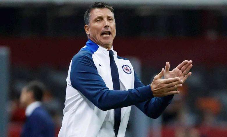 Dante Siboldi anuncia que deja Cruz Azul tras ultima humillación, en redes acusan corrupción