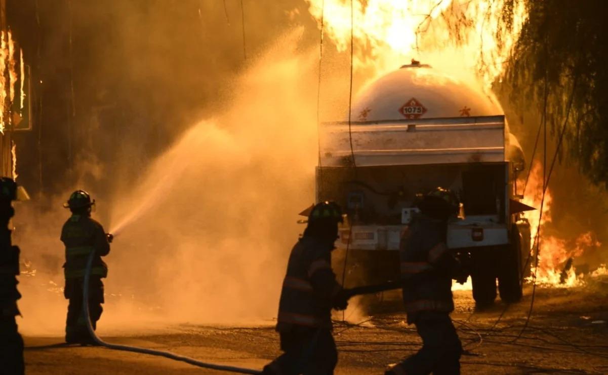 Falla mecánica provoco incendio de pipa de gas sobre la México-Pachuca