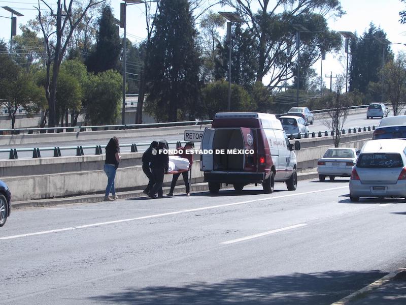 TRAGEDIA. Su cuerpo quedó destrozado en una cuneta; muy cerca había un puente