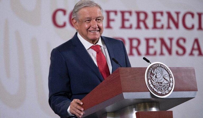 AMLO: Gatell dice que “cubrebocas no es indispensable”