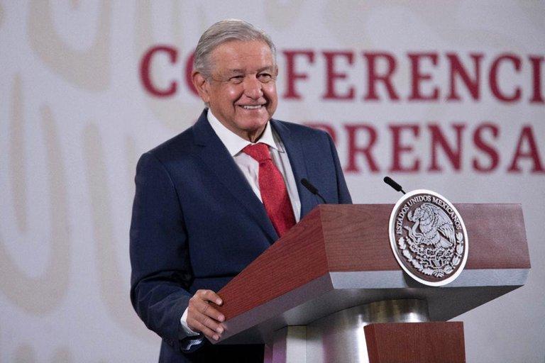 AMLO reiteró por qué no usa cubrebocas: "No es indispensable"