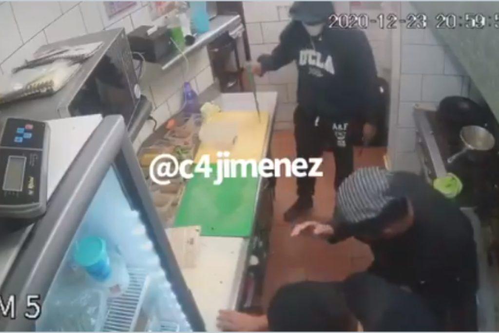 Asaltantes entran hasta la cocina para asaltar restaurante de sushi en la CDMX (+video)