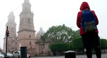 Ambiente frío, cielo nublado y posibilidad de chubascos se esperan en Michoacán este lunes