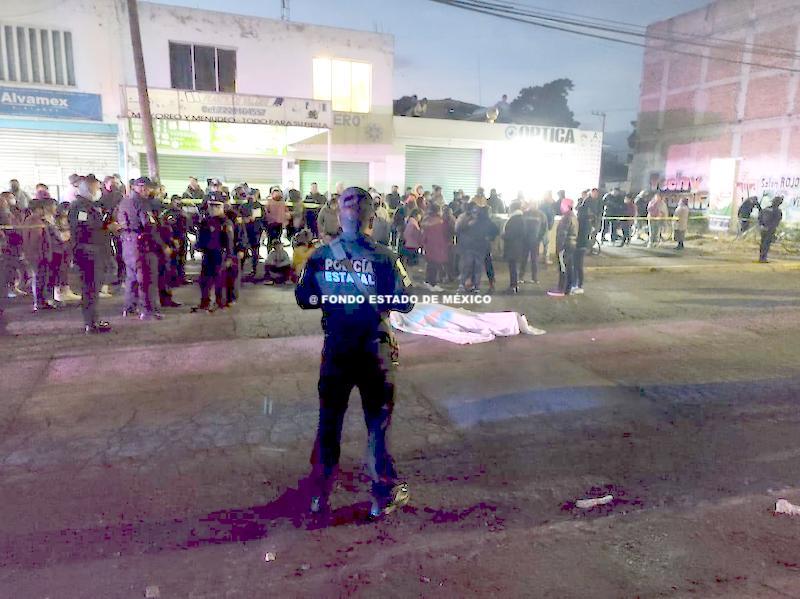 «VIDEO: Muere chavita aplastada por un camión; vecinos enfurecidos encendieron la unidad