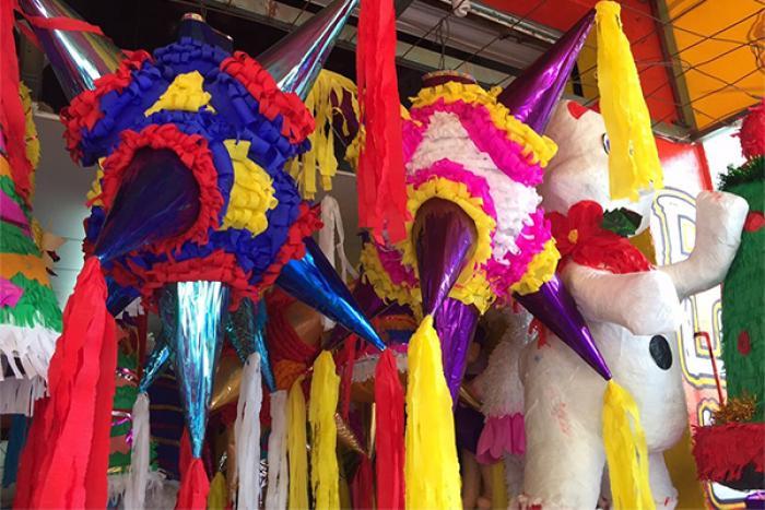 ¿Conoces el significado de la tradición de romper la piñata?