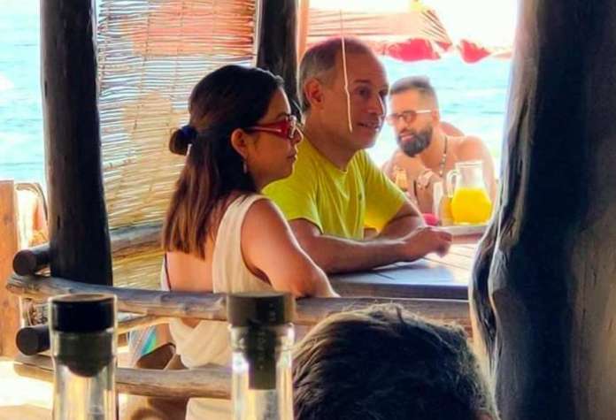 Captan-a-López-Gatell-de-vacaciones-en-plena-pandemia-1