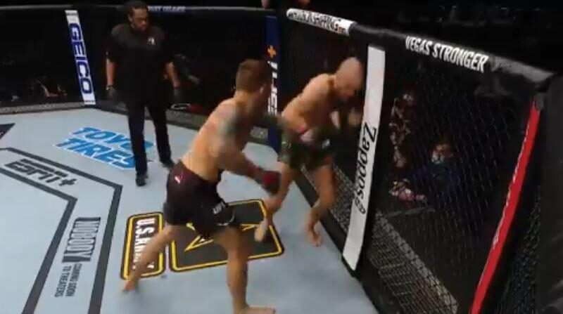 VIDEO | Conor McGregor es noqueado por primera vez en su carrera
