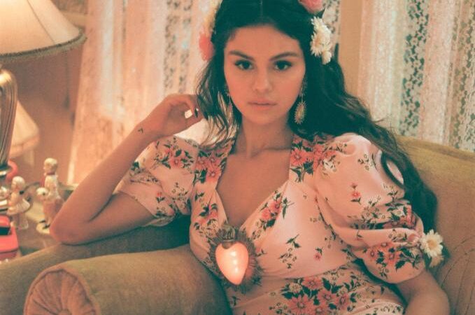 Selena Gomez presenta el videoclip de su canción “De una vez”