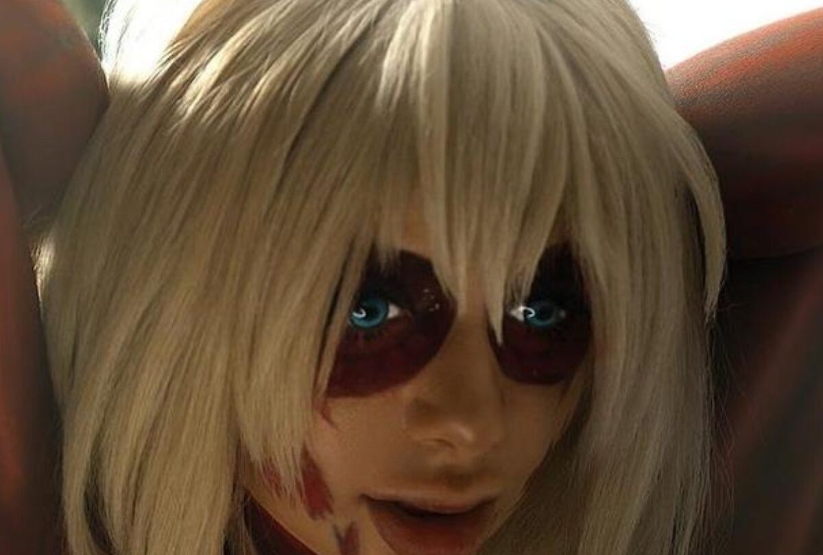 SNK Momokun da vida a las mejores escenas de la Titán Hembra |