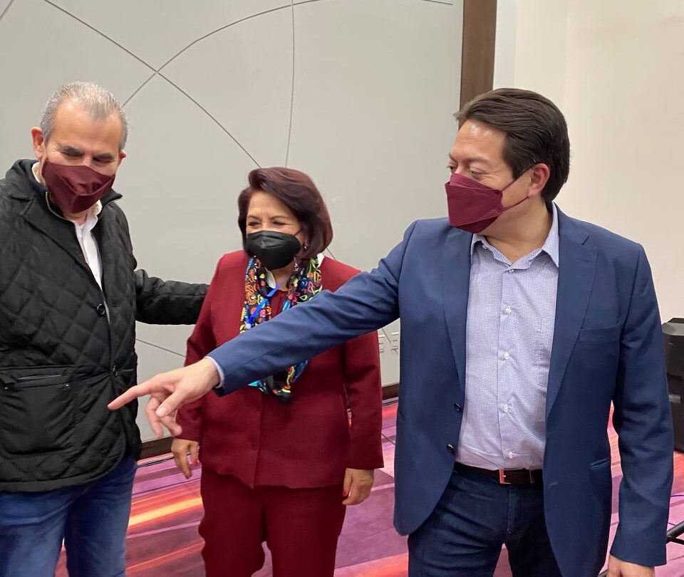 VAMOS A GANARA EL ESTADO DE QUERÉTARO Y SU CAPITAL MARIO DELGADO |