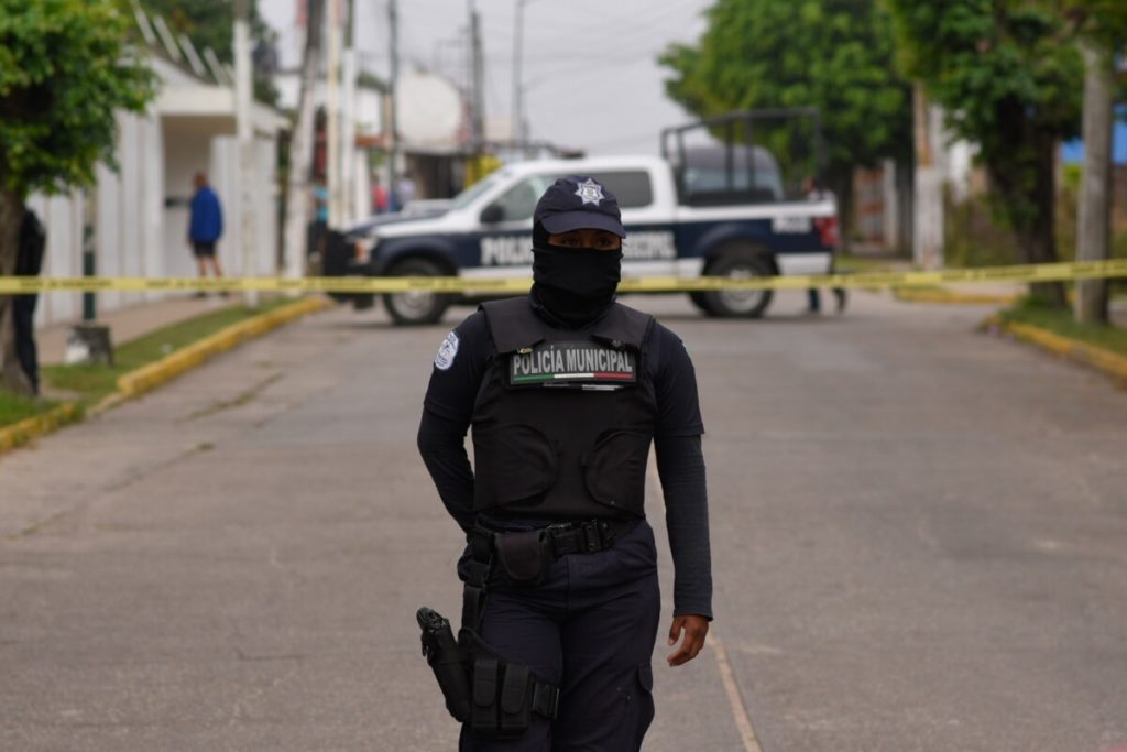 Asesinan a exalcaldesa y a su hija en Veracruz