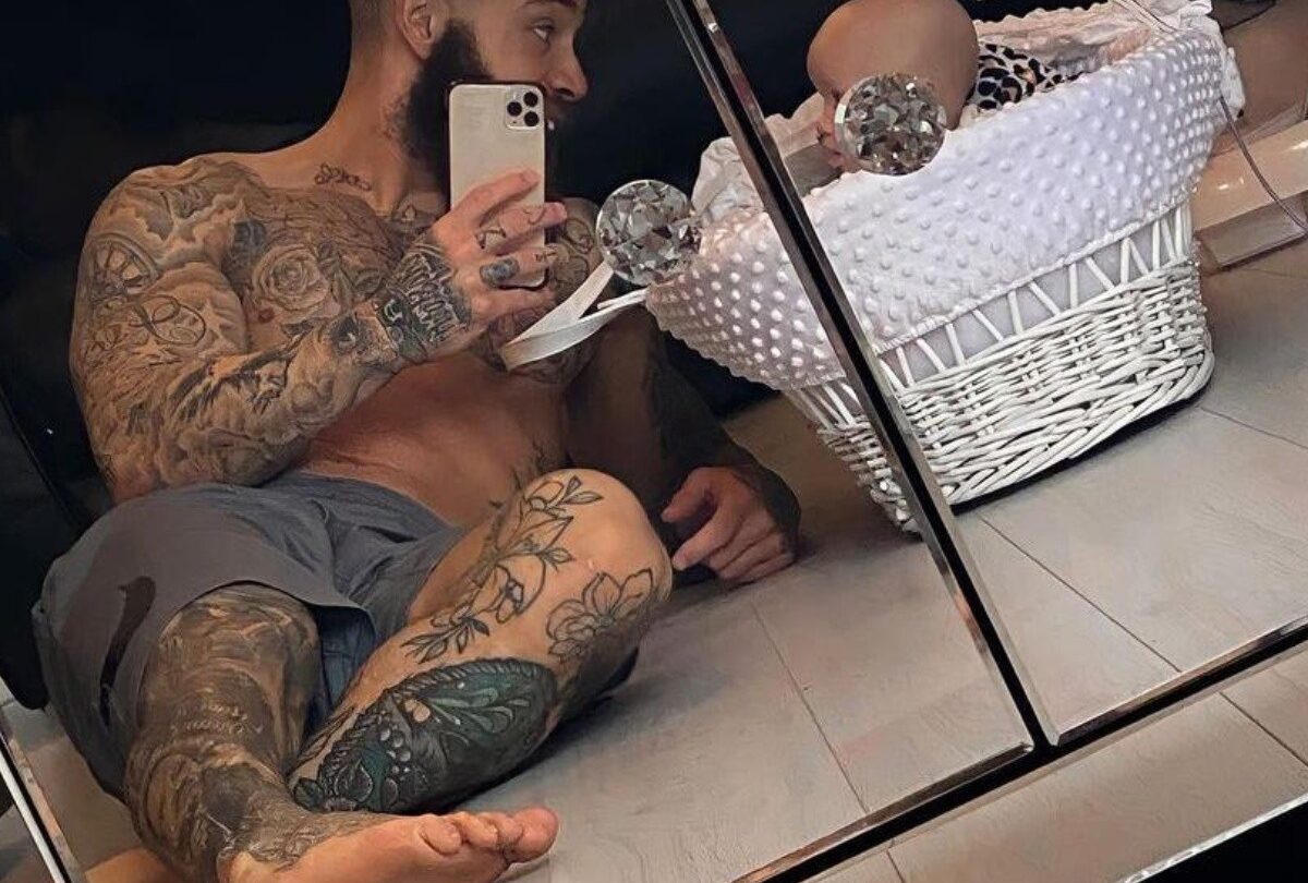 Ashley Cain revela que el cáncer de su bebé de seis meses regresó |