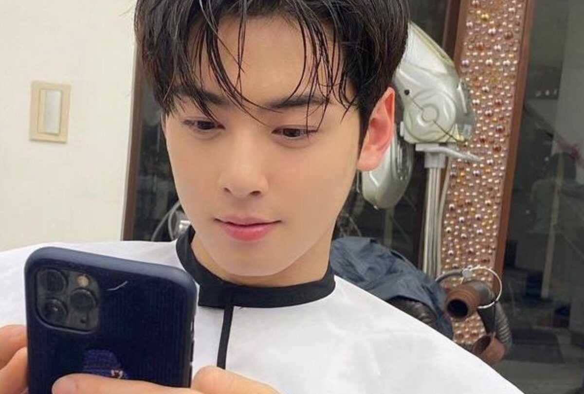 Cha Eun Woo cambia de look para la nueva campaña de GQ Korea |