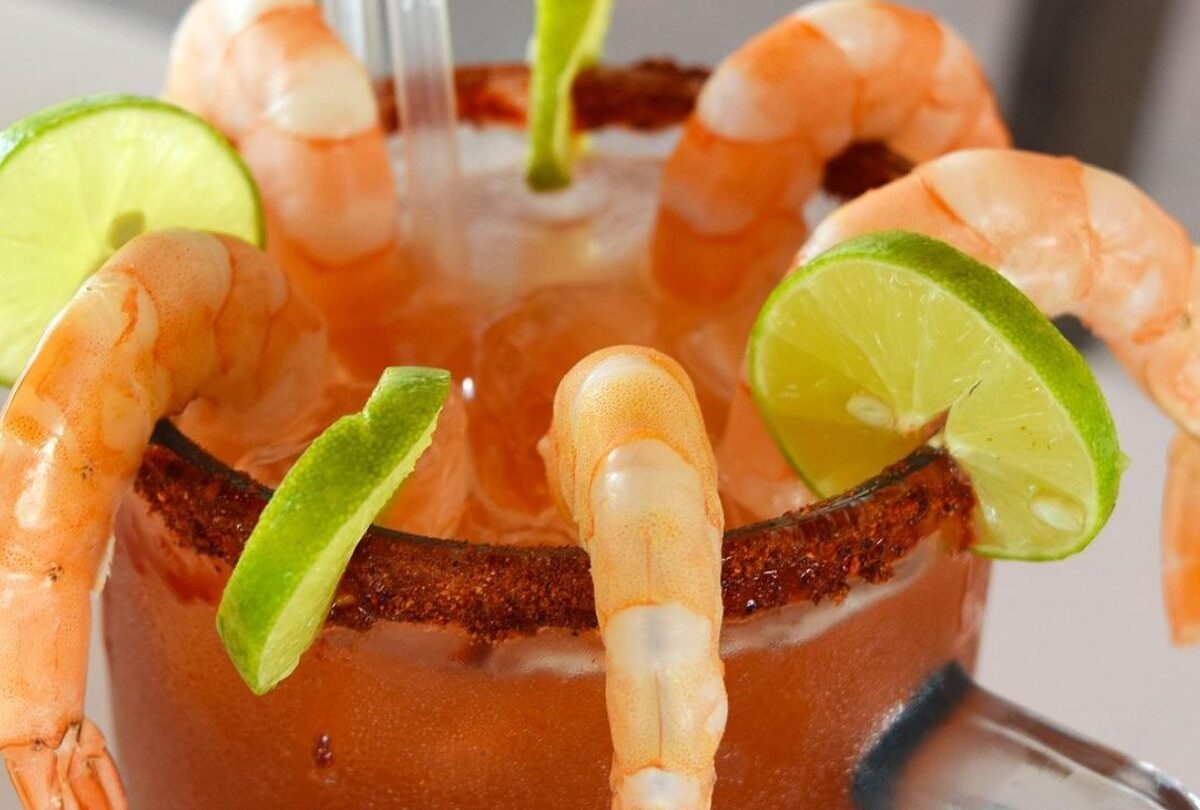 Cómo preparar micheladas de sabores para vender en casa |